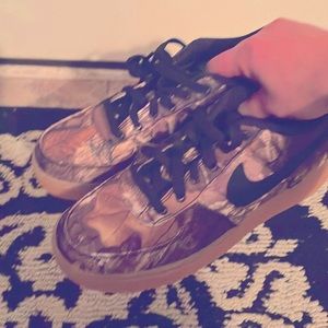 Brand new never worn Air Force 1 real tree Camo sz 5Y or 6.5W